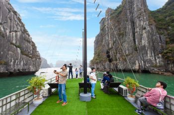 HALONG BAY FULLDAY TOUR  WITH ALL INCLUSIVE.