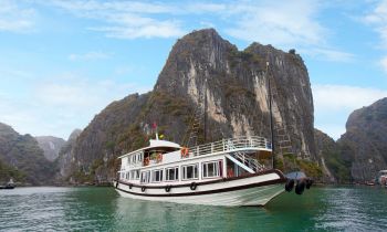 HALONG BAY FULLDAY TOUR  WITH ALL INCLUSIVE.