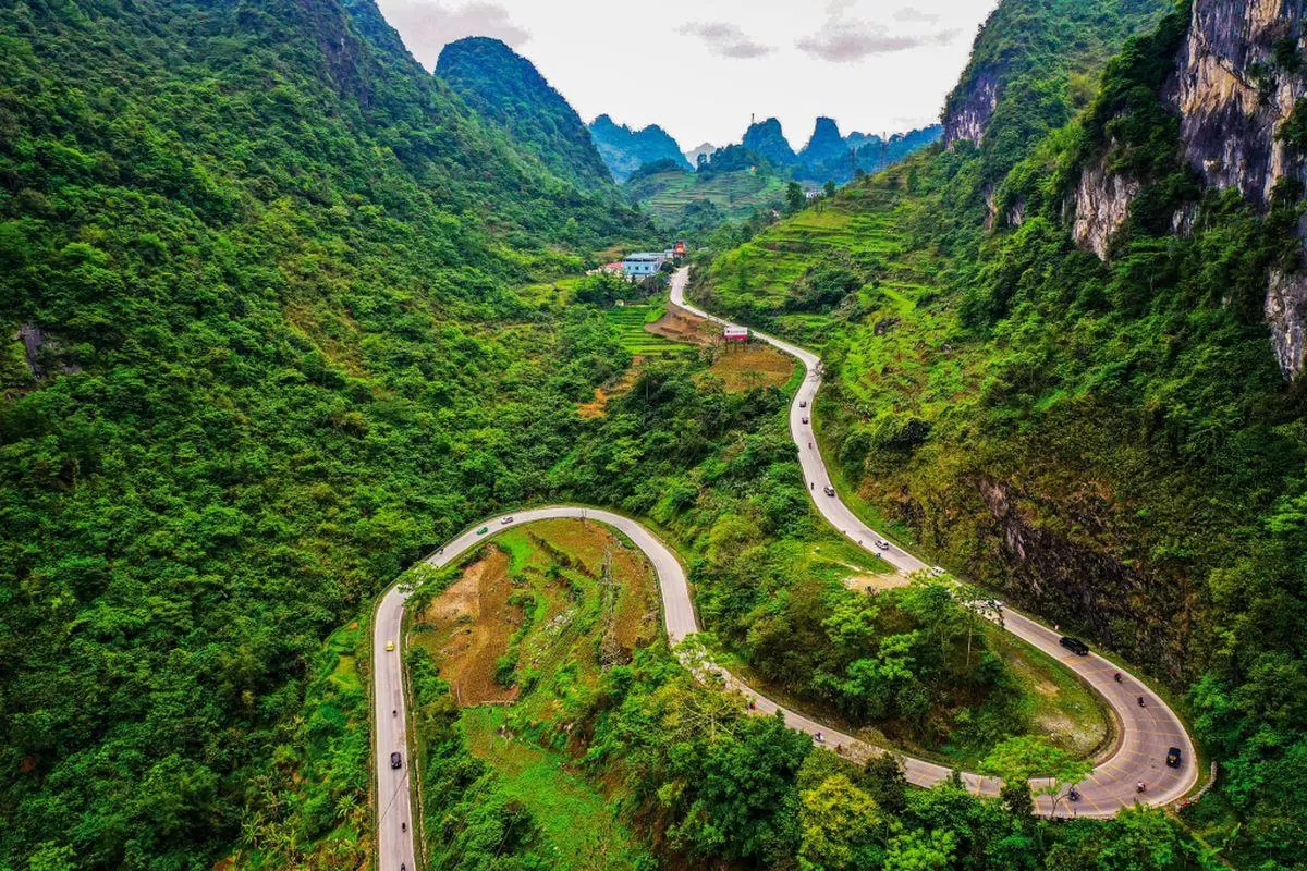 Cao Bang Waterfall 2 Days 1 Night