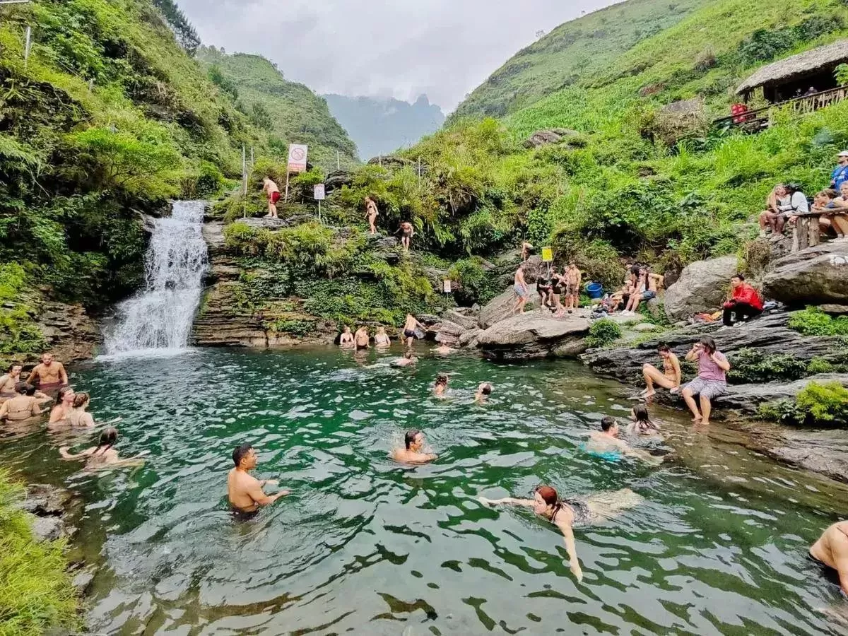 Ha Giang Loop 3 Days 2 Nights with Small Group