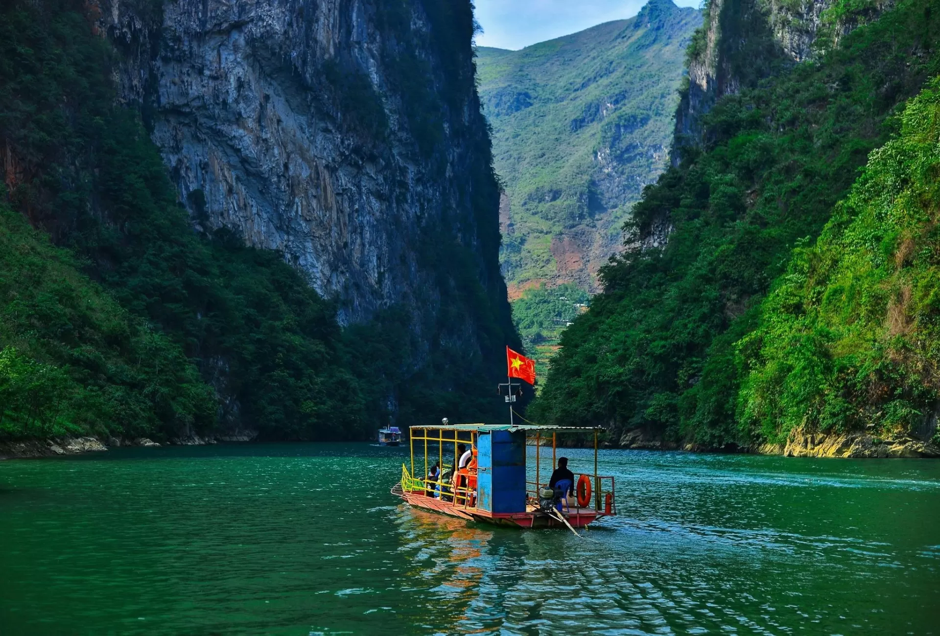 Ha Giang Loop 3 Days 2 Nights with Small Group